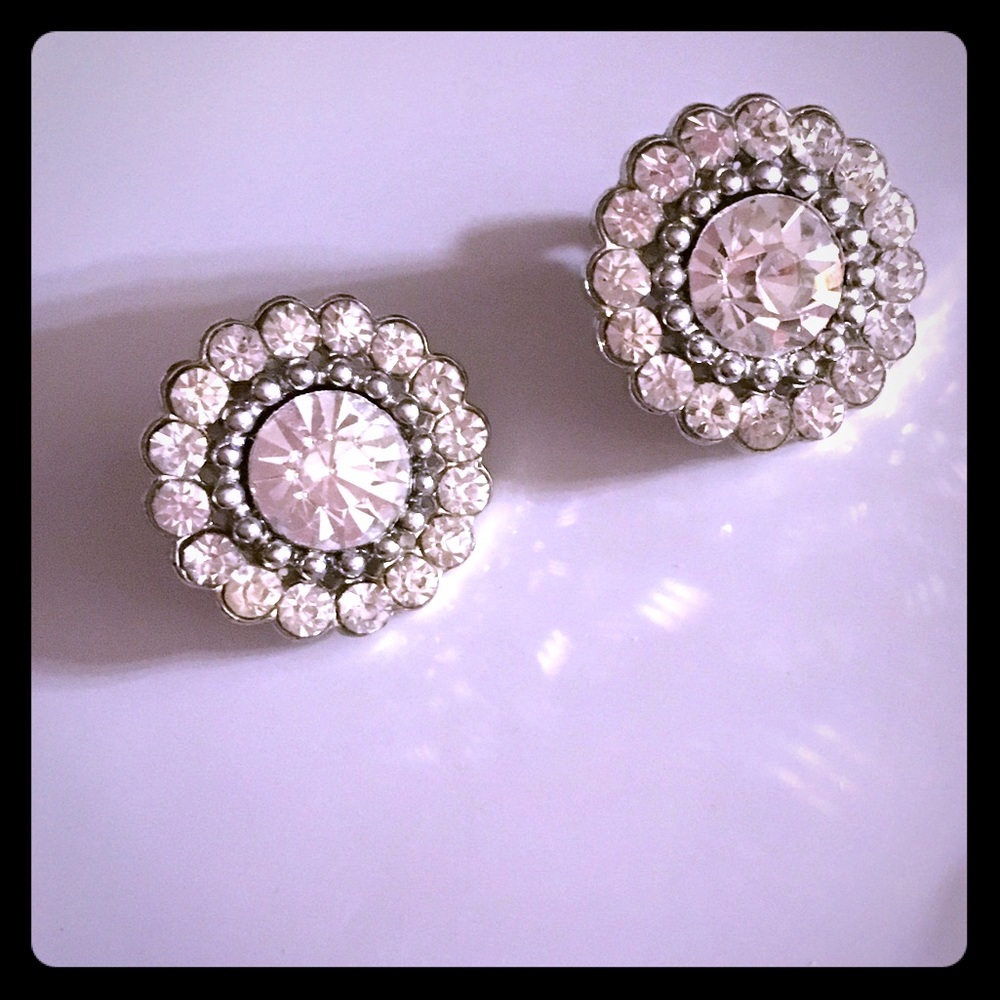 Round rhinestone crystal halo clip on earrings